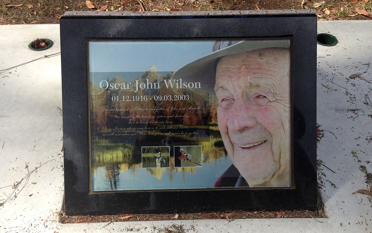 GLASS MEMORIALS 2